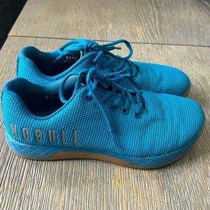 No bull size 8 trainers